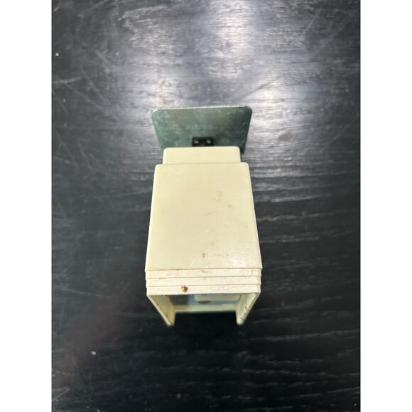 Mini- vintage Off white Kitchen scale- has wear and grim - Pelouze 1992 - Picture 6 of 8